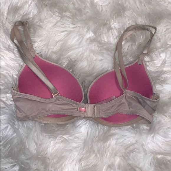 Set of Pink Victoria’s Secret Bras Size 32C - Picture 7 of 7